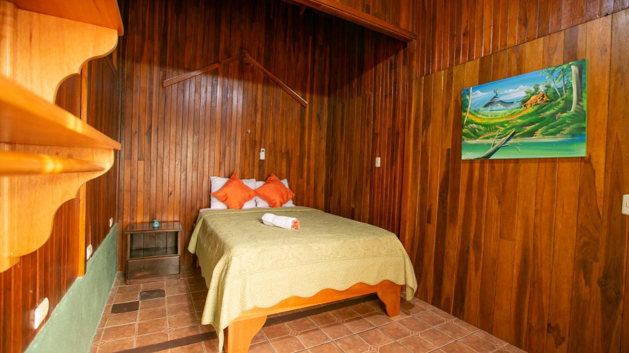 Hotel Rancho Cerro Azul La Fortuna Esterno foto