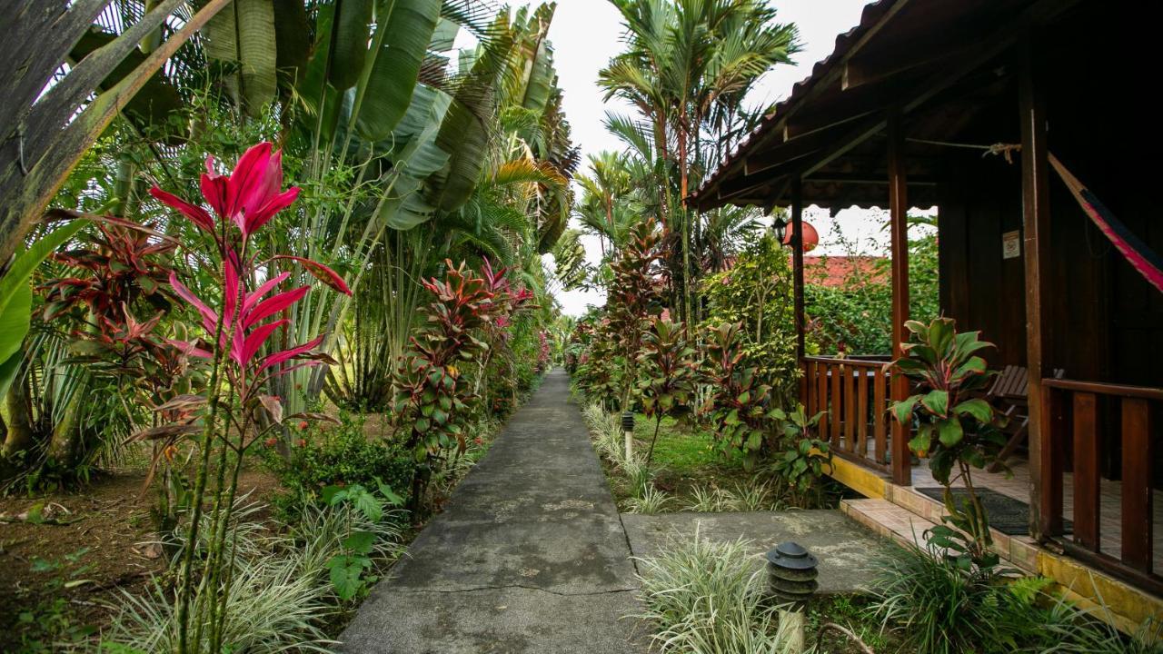 Hotel Rancho Cerro Azul La Fortuna Esterno foto