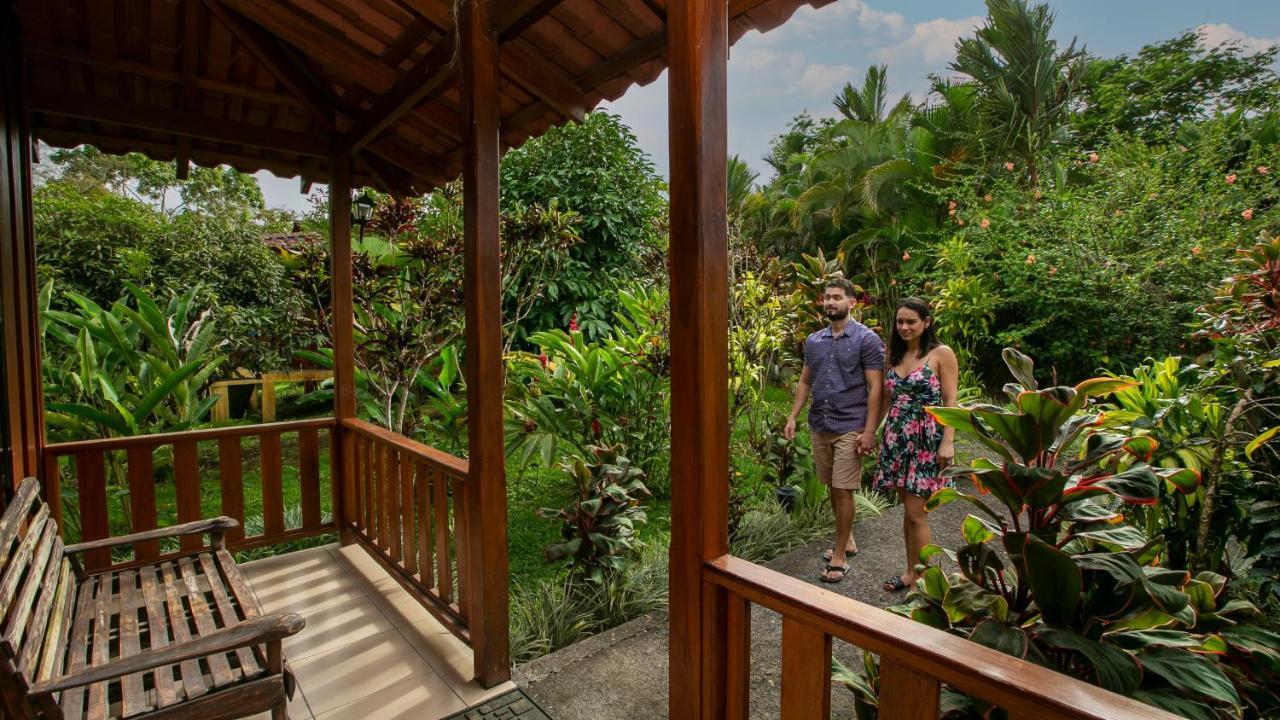 Hotel Rancho Cerro Azul La Fortuna Esterno foto