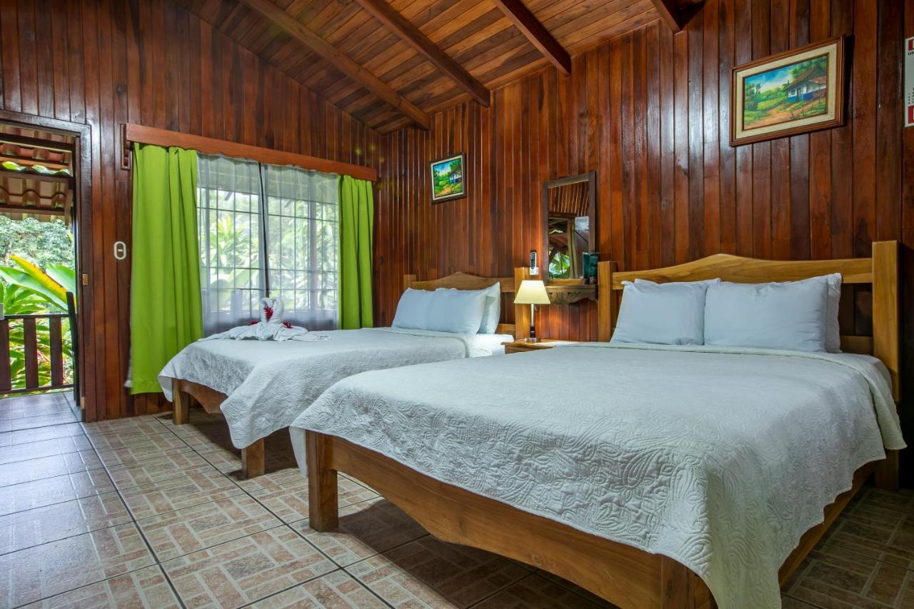Hotel Rancho Cerro Azul La Fortuna Esterno foto